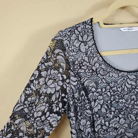 4/$25 Isaac Mizrahi Live! Lace Blouse Size XS - Picture 3 of 10
